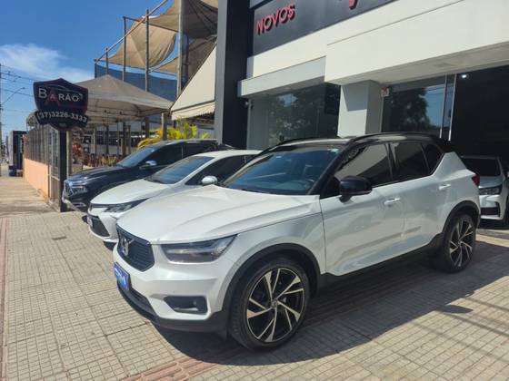 VOLVO XC40 2.0 T5 GASOLINA R-DESIGN AWD GEARTRONIC